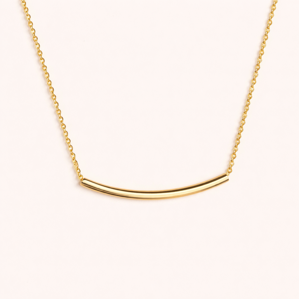 Sole Curve Necklace