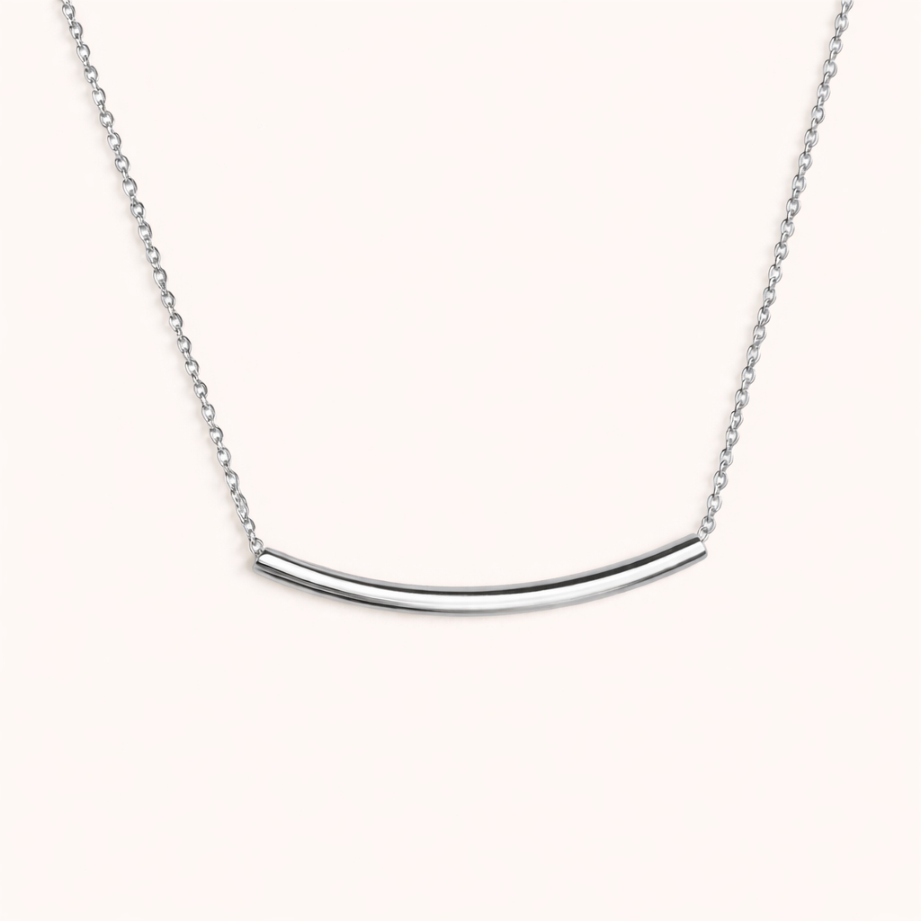 Sole Curve Necklace