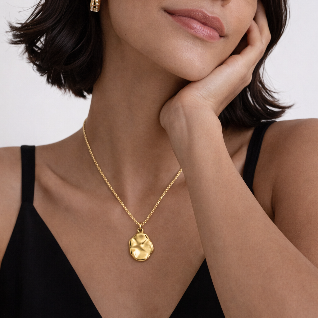 Aurea Form Necklace
